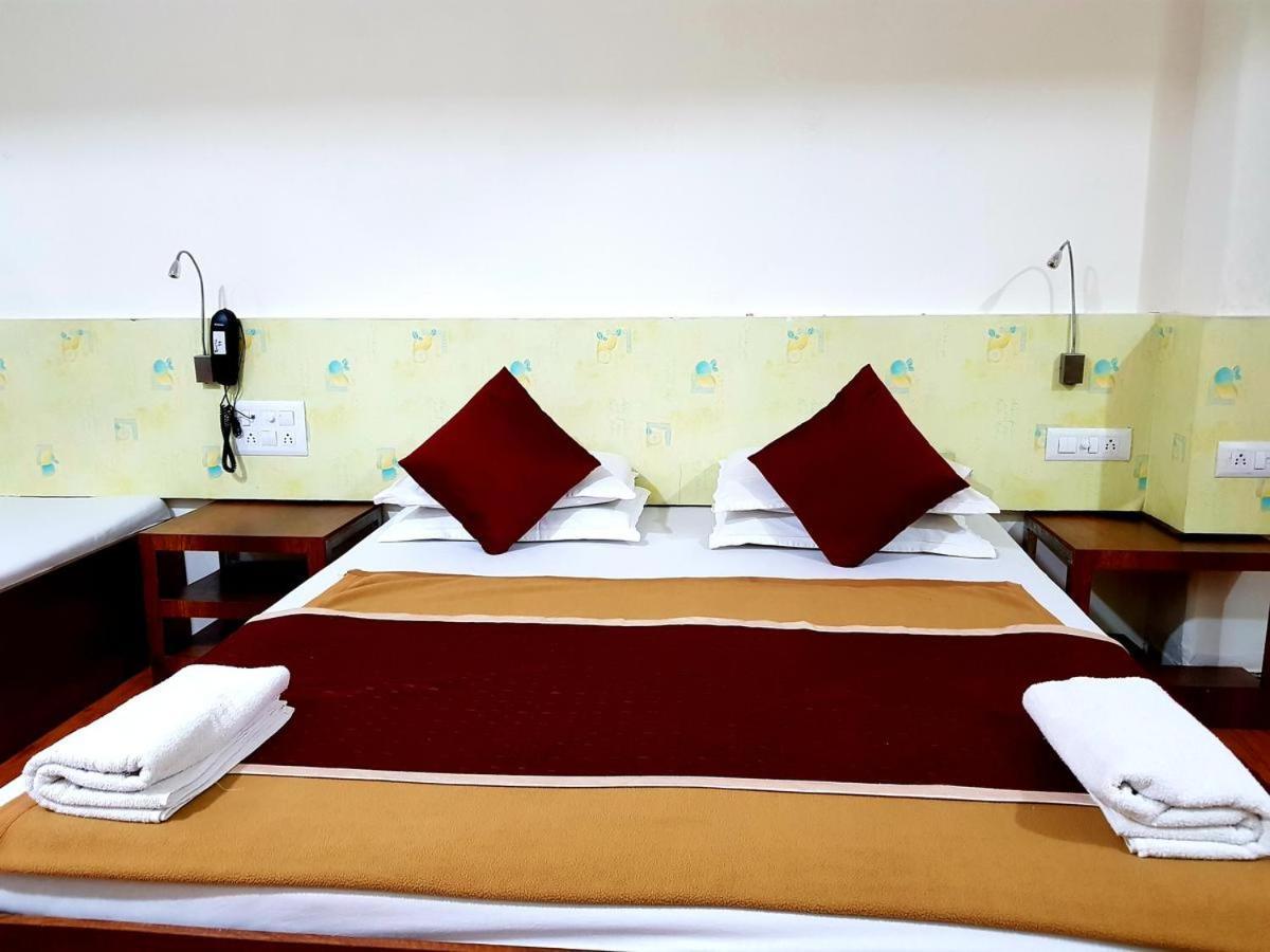 Hotel Shubham Vile Parle - Mumbai, Mumbai